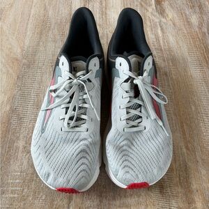 Altra Torin road running shoes gray/red